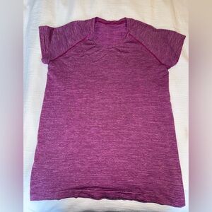 Lululemon Swiftly Tech SS Shirt 2.0 - Sz14 - 
Wee Are From Space Sonic Pink